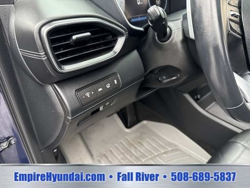 Used 2022 Hyundai Santa Fe SEL w/ Convenience + Premium Package AWD/4WD image 22