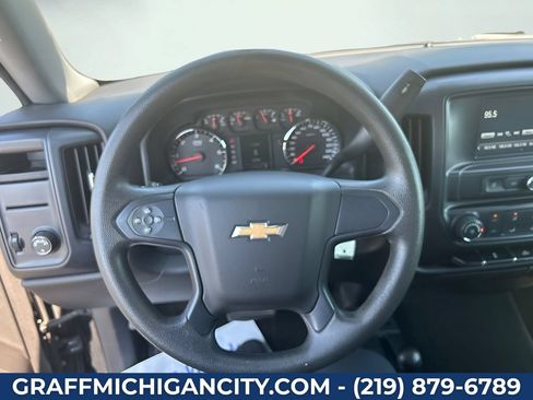Used 2016 Chevrolet Silverado 1500 Custom w/ Custom Convenience Package AWD/4WD image 15