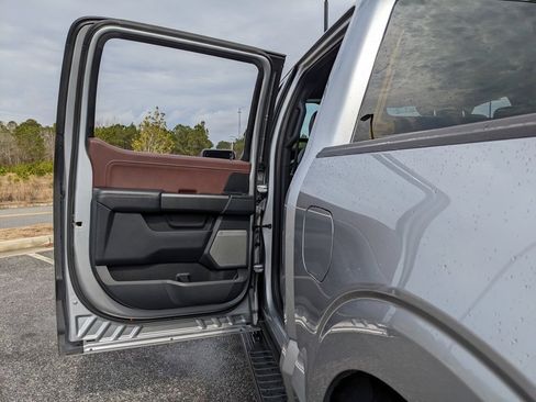 Used 2022 Ford F150 Lariat w/ Equipment Group 502A High image 60