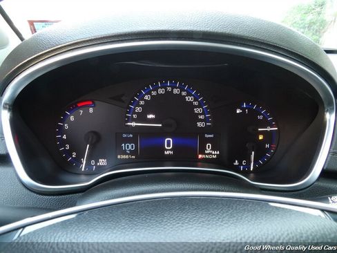 Used 2015 Cadillac SRX Luxury w/ Driver Awareness Package FWD image 17