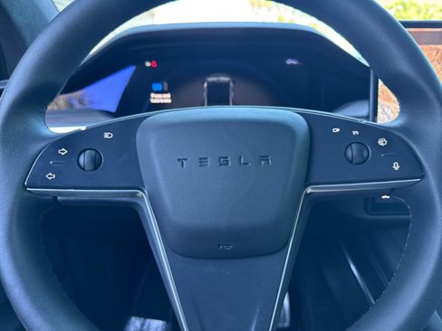 Used 2024 Tesla Model X AWD/4WD image 24