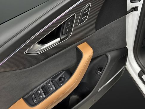 Used 2023 Audi RS Q8 4.0T w/ Black Optic Package image 29