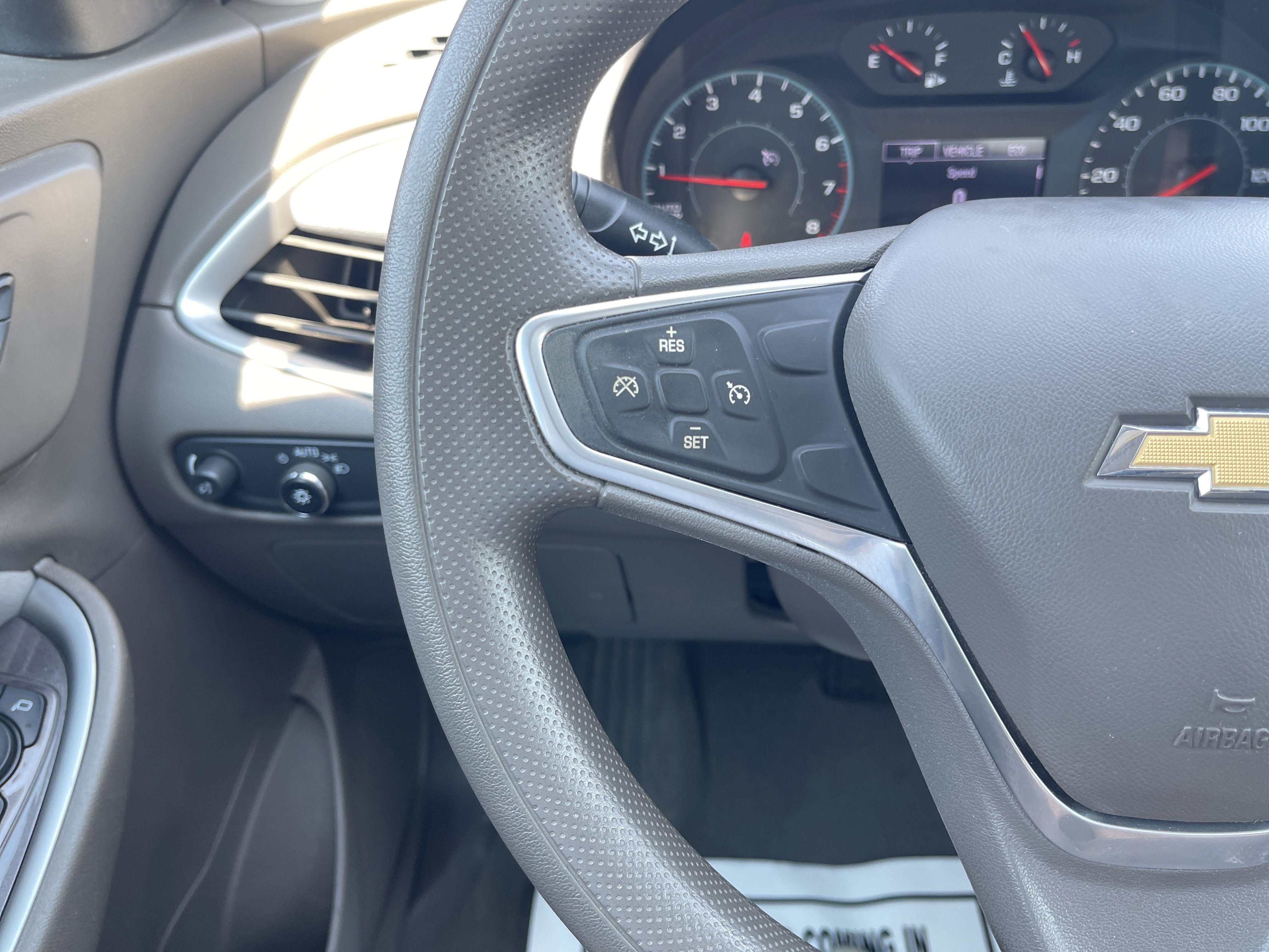 Used 2022 Chevrolet Malibu LT FWD image 20