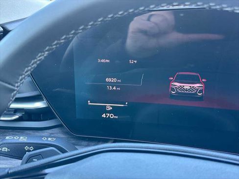 Used 2025 Audi Q5 Premium AWD/4WD image 25