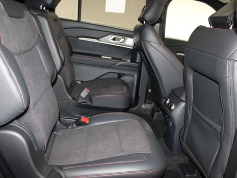 New 2026 Ford Explorer ST w/ Sun And Sound Package AWD/4WD image 33