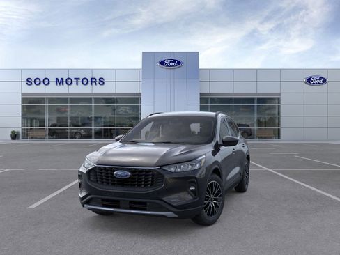 New 2024 Ford Escape SE image 2