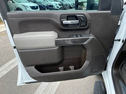 Used 2020 Chevrolet Silverado 3500 LTZ AWD/4WD image 14