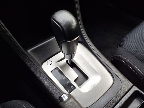 Used 2013 Subaru Impreza 2.0i Sport Premium image 12