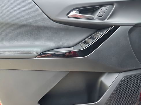 New 2026 Chevrolet Equinox LT w/ Safety and Technology Package FWD image 13