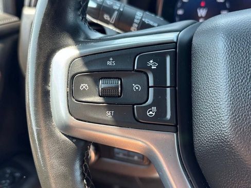 Used 2024 Chevrolet Suburban Z71 w/ Luxury Package AWD/4WD image 12