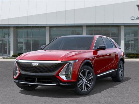 New 2025 Cadillac Lyriq Luxury RWD image 7