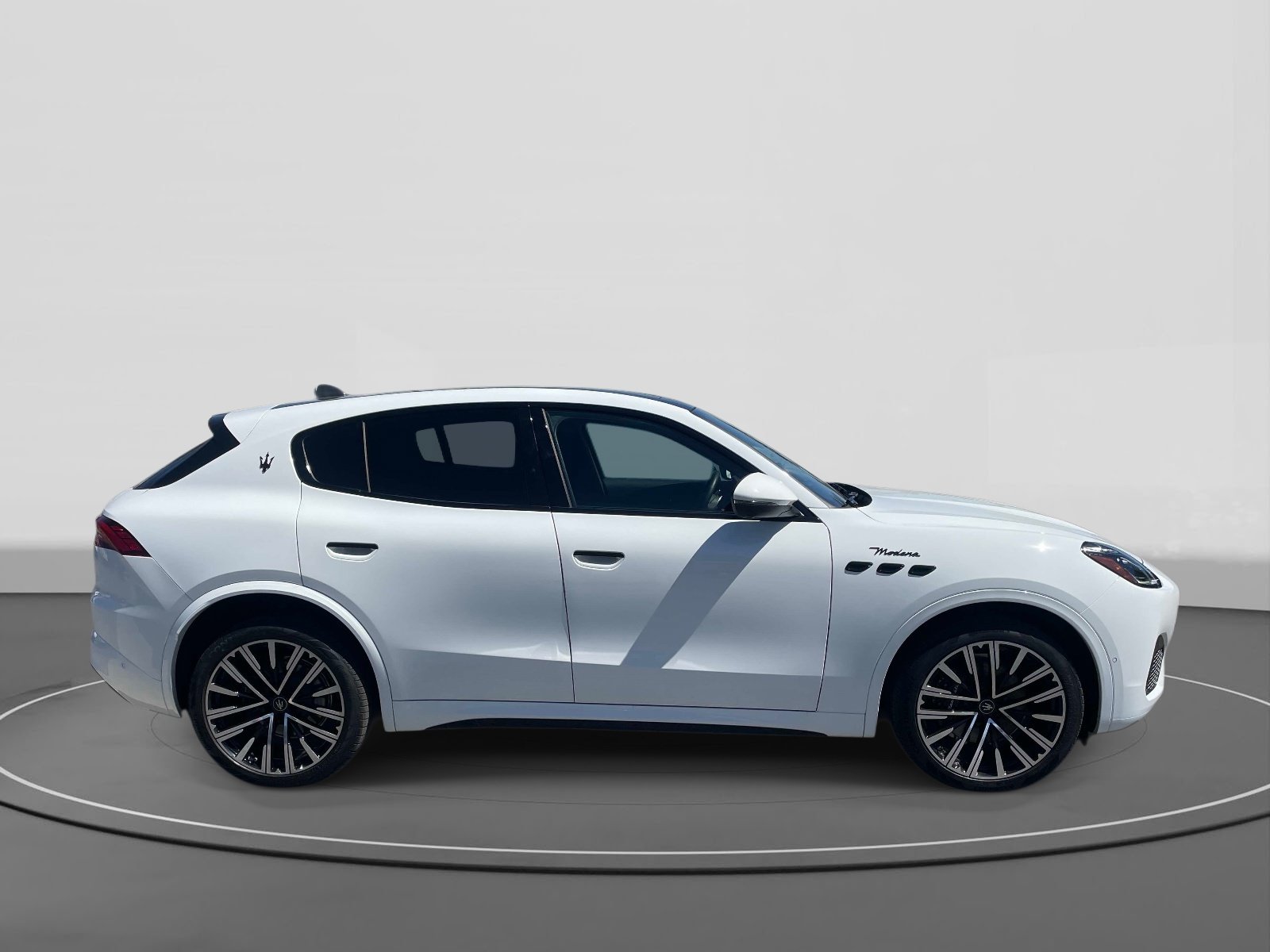 Used 2025 Maserati Grecale Modena AWD/4WD image 3