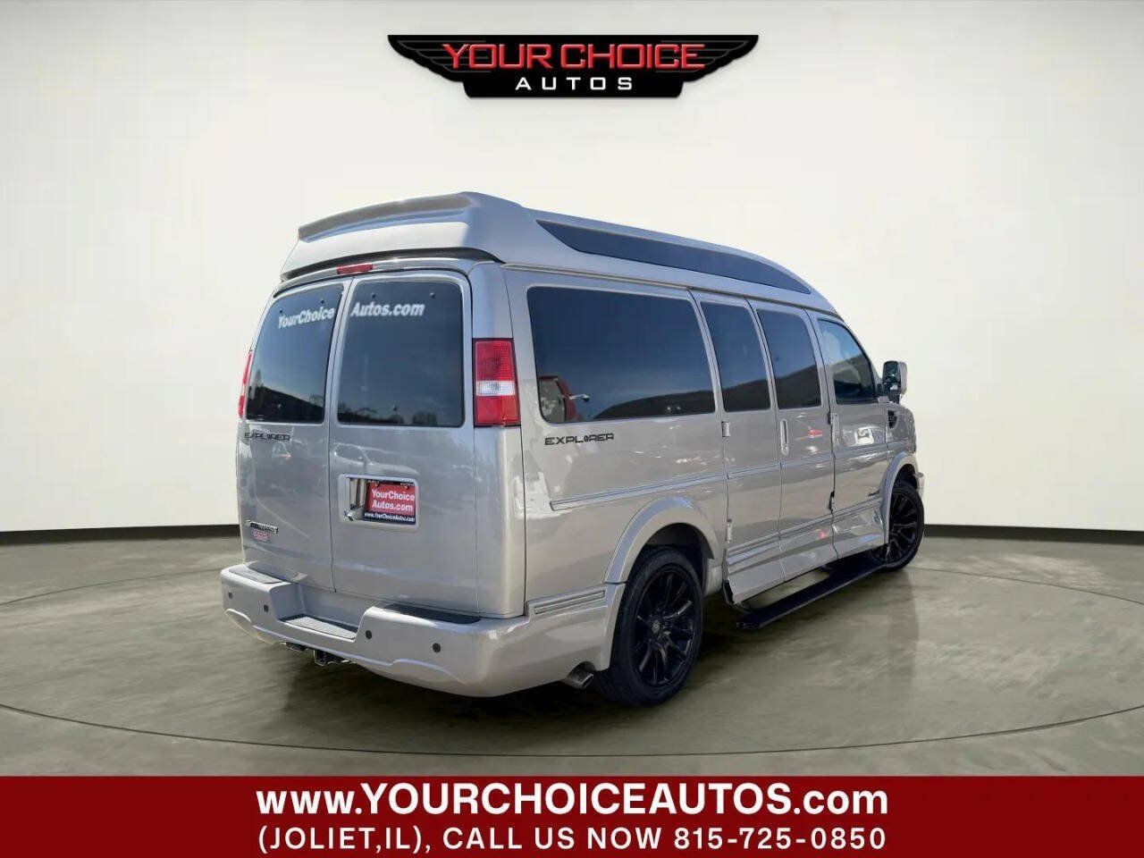 Used 2021 Chevrolet Express 2500 LS w/ Enhanced Convenience Package RWD image 5