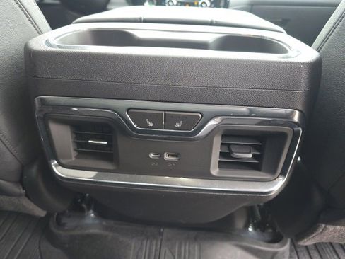 Used 2023 GMC Sierra 1500 SLT w/ SLT Premium Package image 6