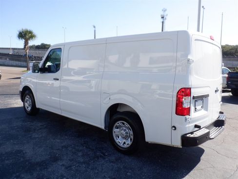 Used 2021 Nissan NV 1500 SV image 3