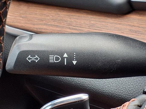 Used 2023 Jeep Grand Cherokee Summit w/ Adv Protech Group IV image 28