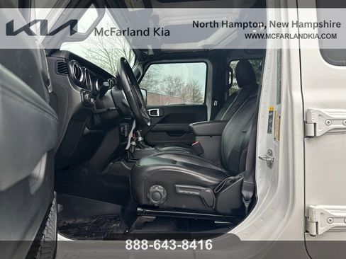 Used 2021 Jeep Wrangler Unlimited Sahara image 11
