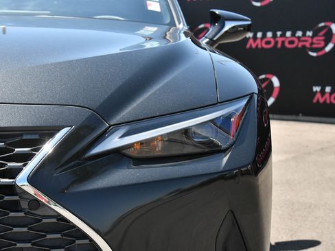 Used 2021 Lexus IS 300 w/ Comfort Package RWD image 11