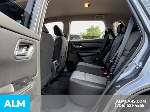 Used 2025 Nissan Rogue SV FWD image 10