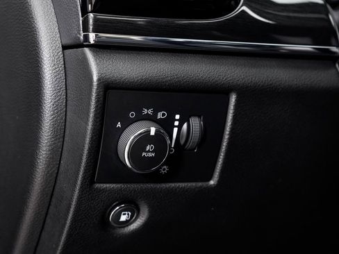 Used 2021 Jeep Grand Cherokee Trailhawk w/ Trailhawk Luxury Group image 11