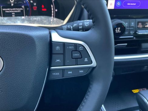 Used 2026 Toyota Grand Highlander XLE image 24