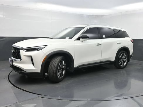 Used 2023 INFINITI QX60 Luxe w/ Cargo Package FWD image 25