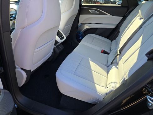 New 2026 Cadillac Lyriq Premium Luxury image 21