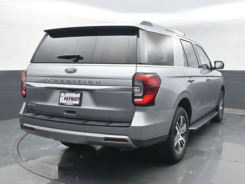 Used 2023 Ford Expedition Limited RWD image 5