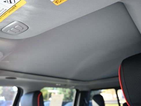 New 2026 Ford F250 Lariat w/ Black Appearance Package image 27