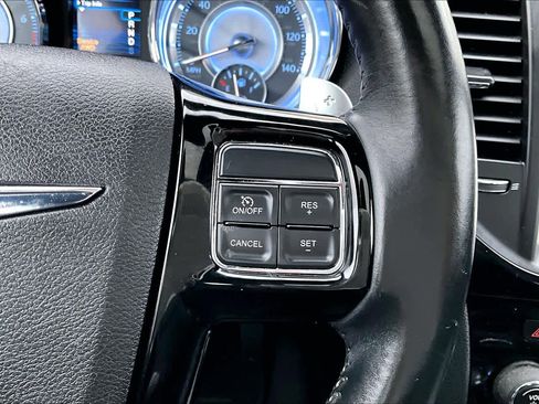 Used 2014 Chrysler 300 S AWD/4WD image 24