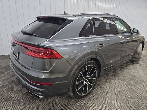 Used 2022 Audi SQ8 Prestige AWD/4WD image 10