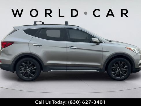 Used 2018 Hyundai Santa Fe Sport FWD image 8