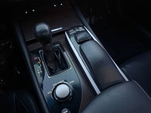 Used 2013 Lexus GS 350 AWD w/ Premium Pkg image 39