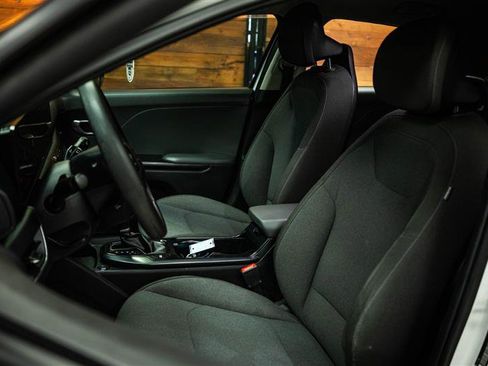 Used 2025 Kia K4 FWD image 9