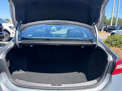 Used 2024 Chevrolet Malibu LT FWD image 24