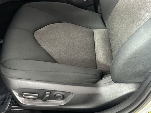 Used 2021 Toyota Camry LE image 12