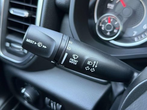 Used 2022 RAM 1500 Laramie AWD/4WD image 26