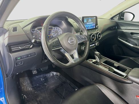 Used 2024 Nissan Sentra SR w/ SR Premium Package FWD image 23