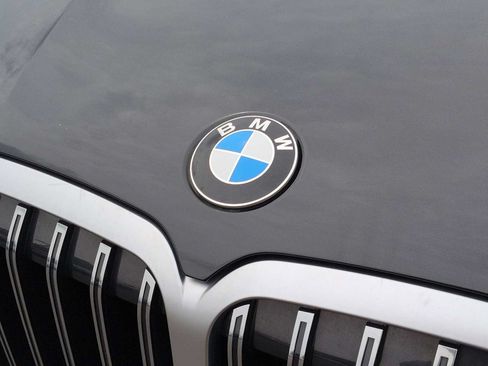 Used 2025 BMW X7 xDrive40i AWD/4WD image 12
