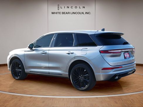 Used 2024 Lincoln Corsair AWD w/ Equipment Group 101A image 7