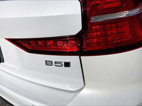 Used 2025 Volvo V60 B5 Cross Country Plus AWD/4WD image 24