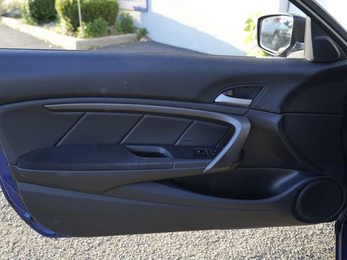 Used 2011 Honda Accord LX-S image 17