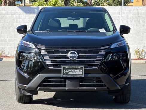 New 2026 Nissan Rogue SV FWD image 6