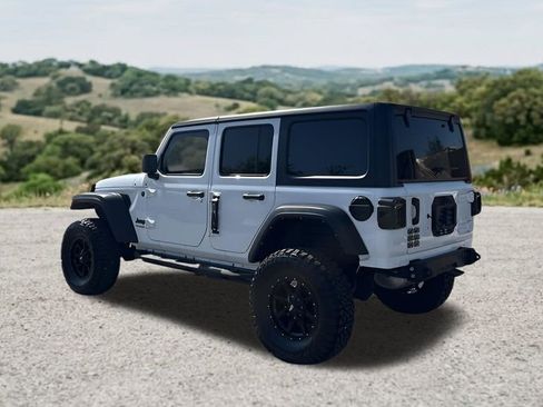 Used 2022 Jeep Wrangler Unlimited Sport AWD/4WD image 7