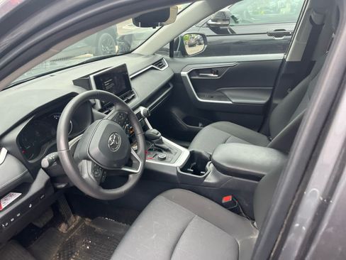 Certified 2025 Toyota RAV4 XLE w/ Convenience Package AWD/4WD image 10