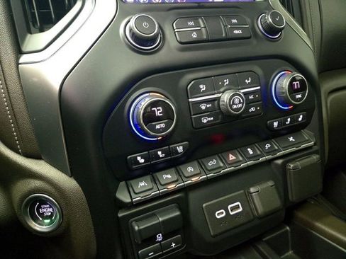 Used 2021 Chevrolet Silverado 1500 LTZ w/ Safety Package II image 6