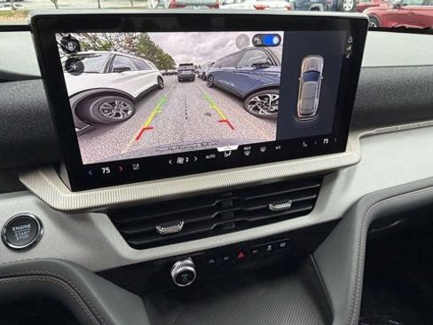 New 2026 Ford Explorer Active image 17