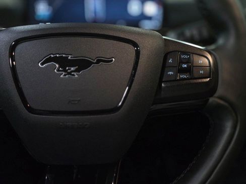 Used 2021 Ford Mustang Mach-E Select w/ Comfort/Appearance Package AWD/4WD image 19