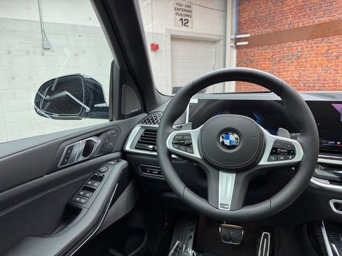 New 2026 BMW X7 xDrive40i w/ M Sport Package image 13
