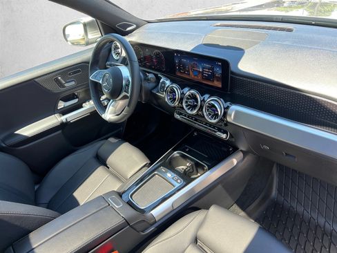 Certified 2026 Mercedes-Benz GLB 250 4MATIC image 28